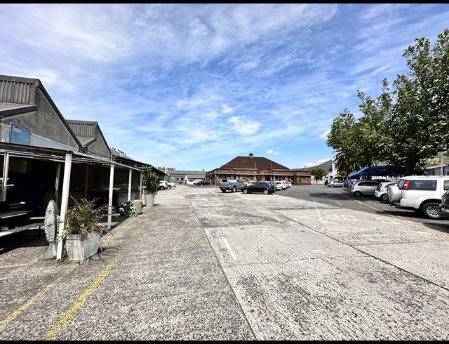 362M² WAREHOUSE TO LET IN OBSERVATORY
